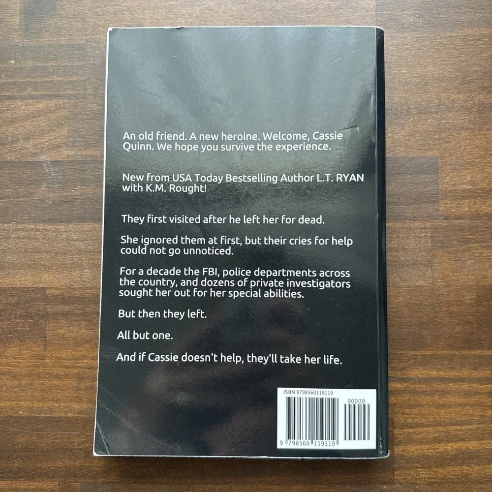 Path of Bones: A Cassie Quinn - Paperback, by Ryan L.T.; Rought - Very Good